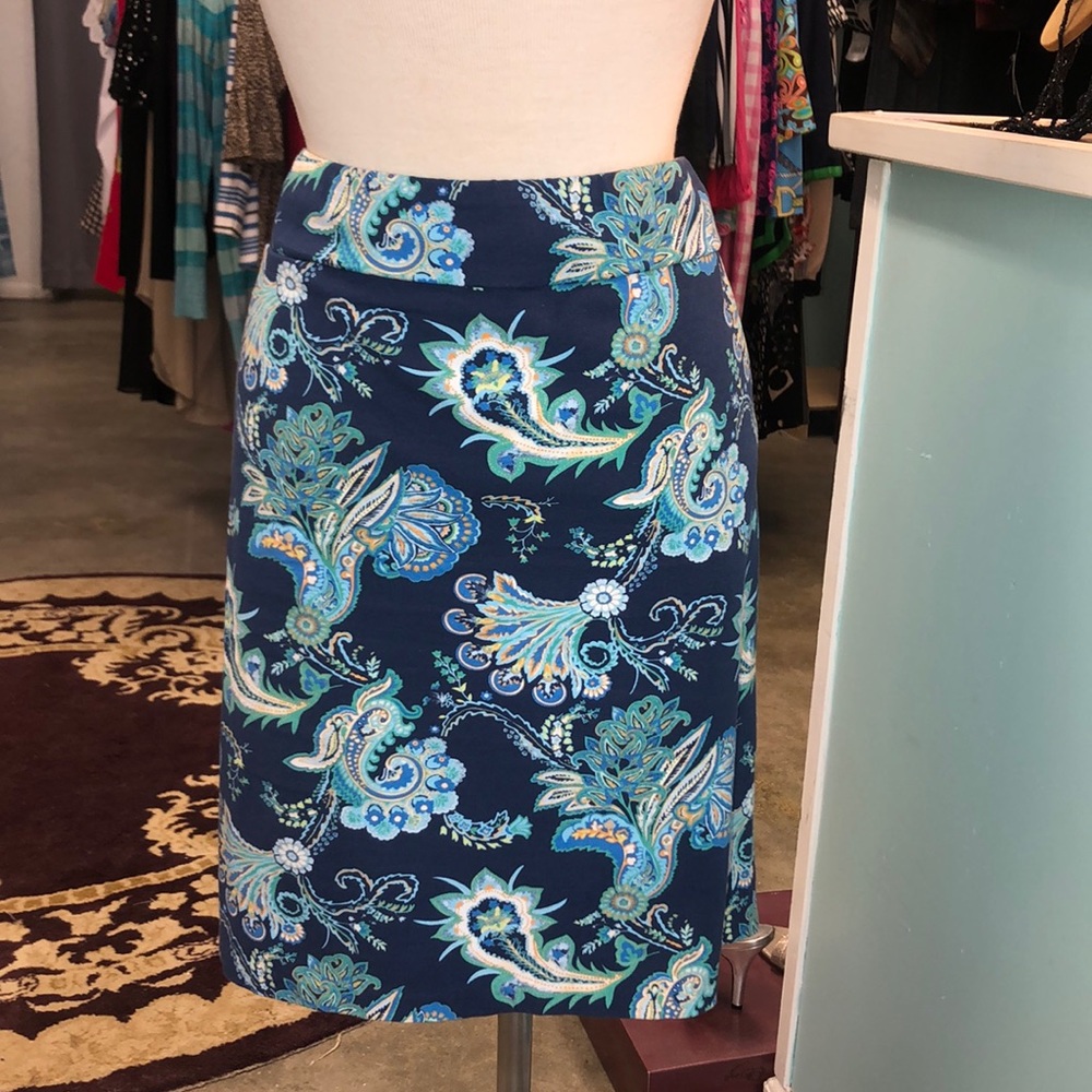 J. McLaughlin Blue Pattern Skirt Size 14